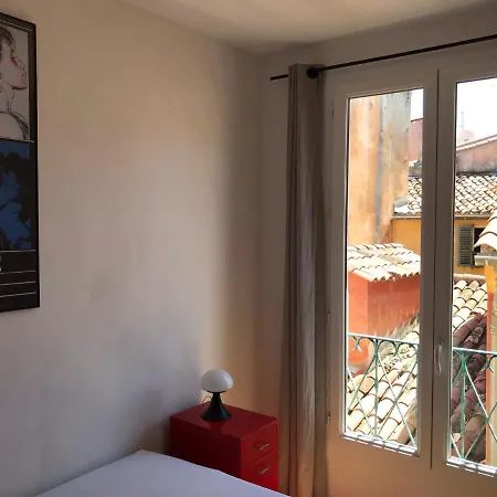 Appartement Coeur Du Vieux - T2 Calme à 2 Pas De La Plage *